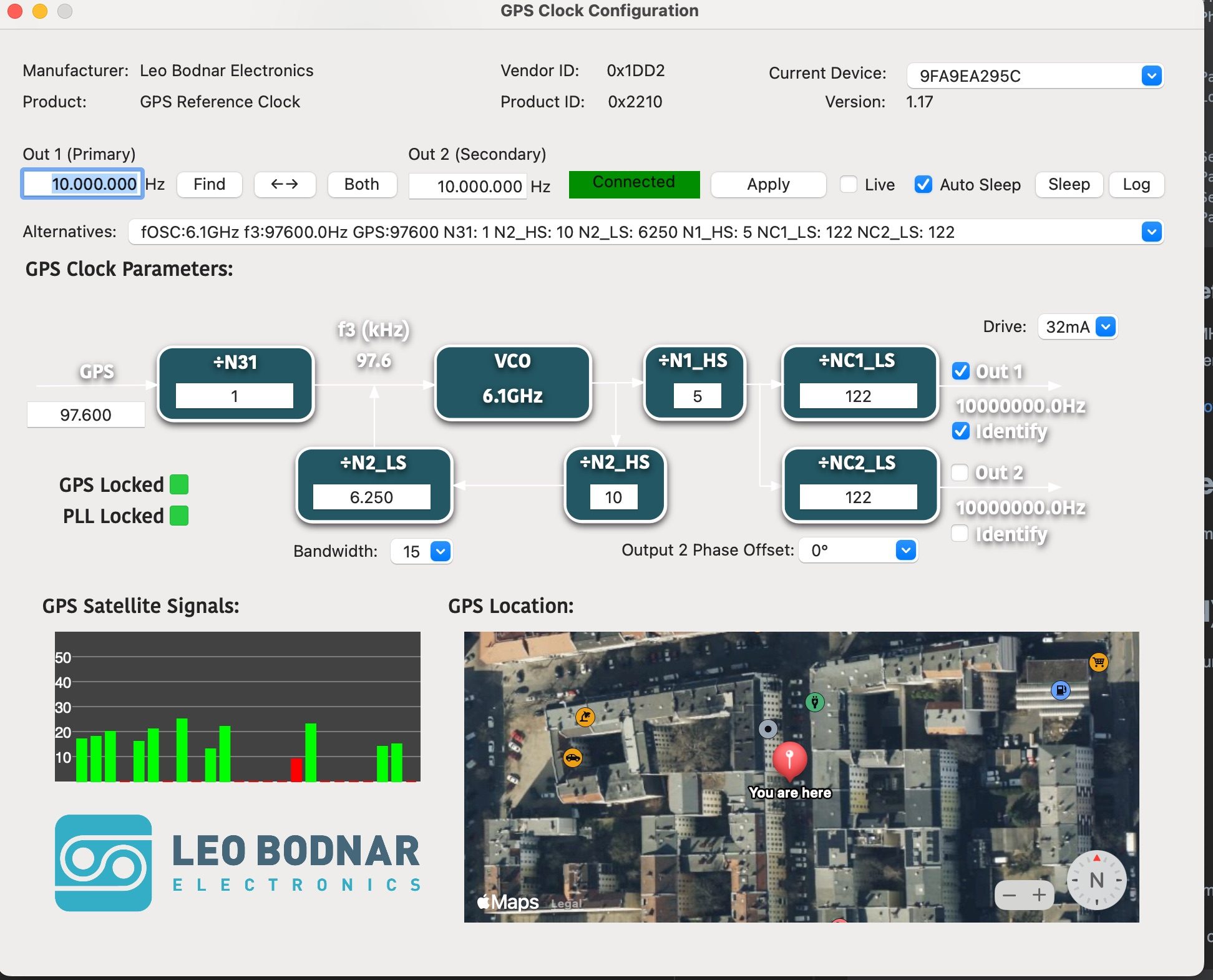 Leo Bodnar GPS Clock Configuration app on macOS, showing the 10 MHz output frequency settings, GPS/PLL lock status and satellite signal chart